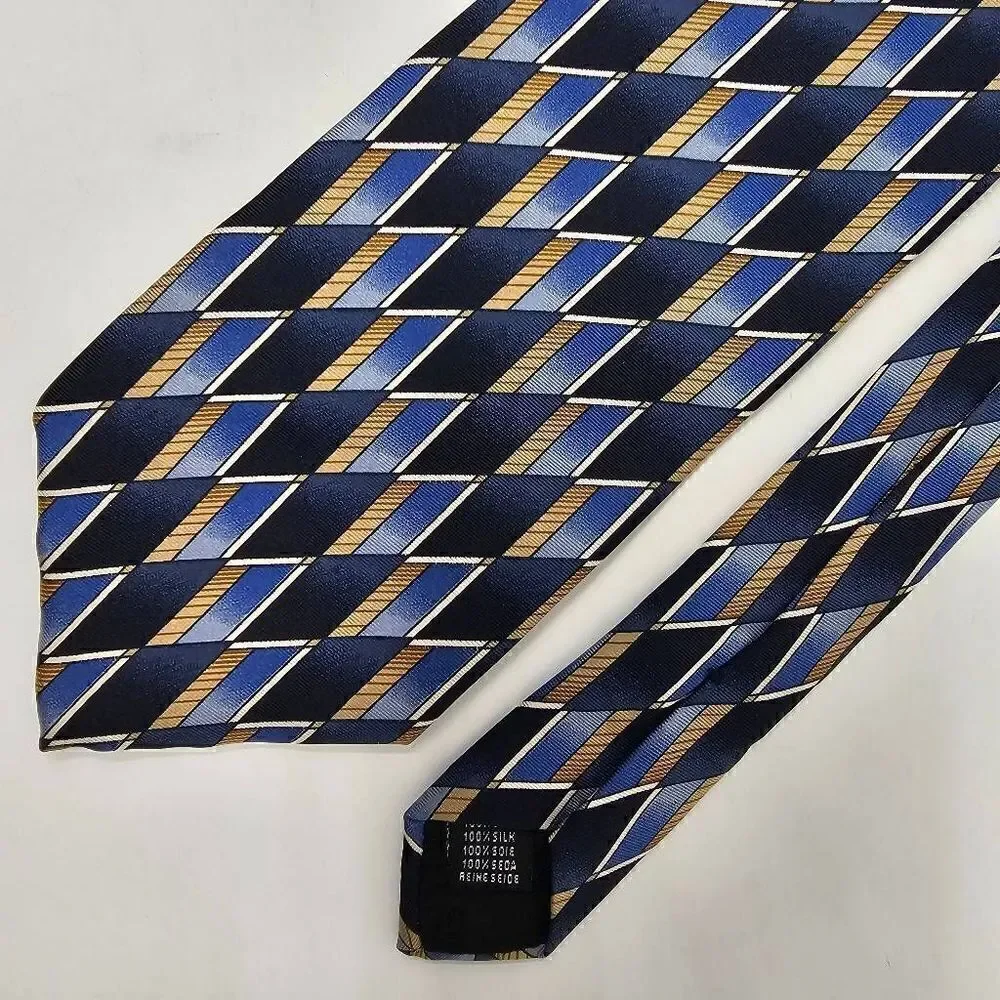 BETTINI ITALY SILK TIE BLUE TAN DIAMOND PATTERN SMOOTH 3.75